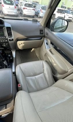 Toyota Land Cruiser cena 62000 przebieg: 275700, rok produkcji 2007 z Wałbrzych małe 781